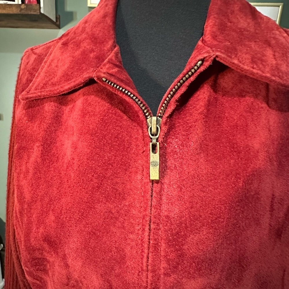 A.M.I Red Leather Jacket with Sweater Sleeves Size Petite M 👑 - Picture 4 of 6